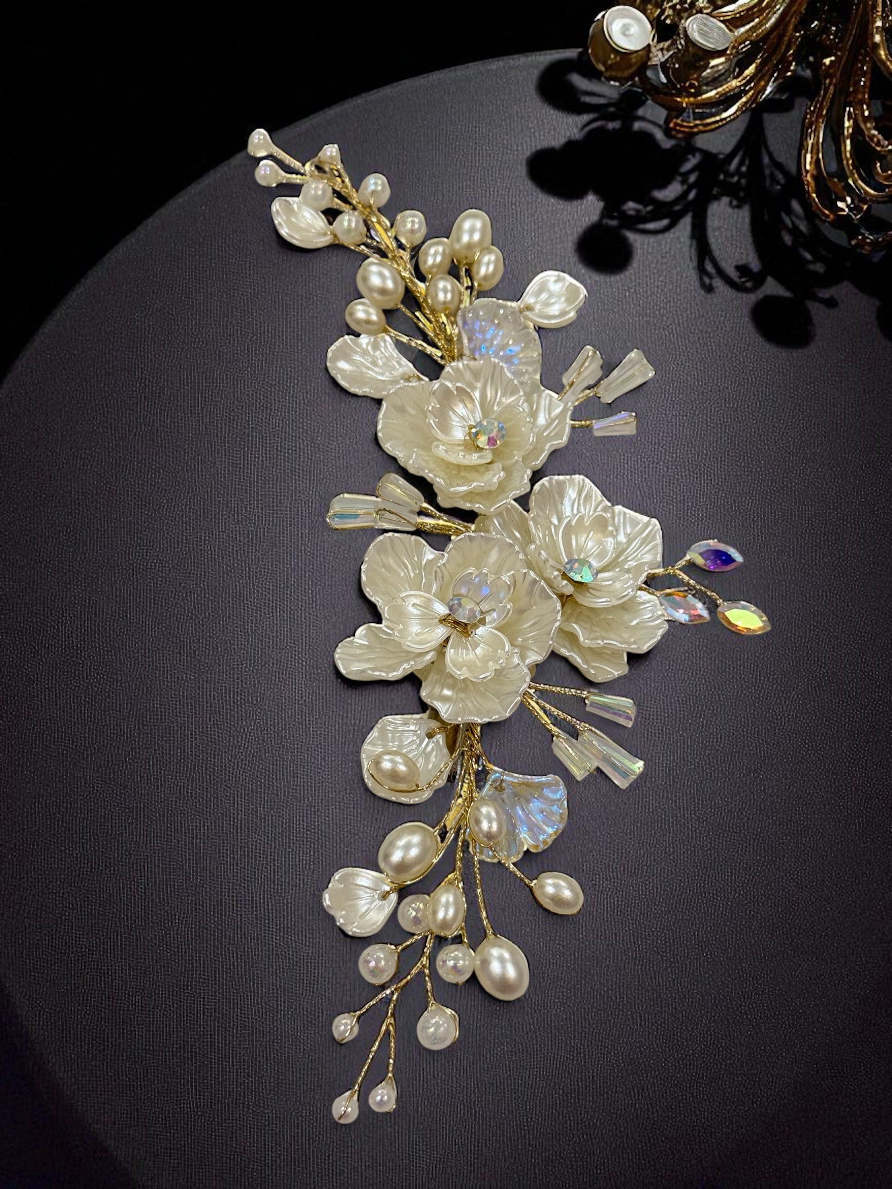 Pearl Whisper Blooms