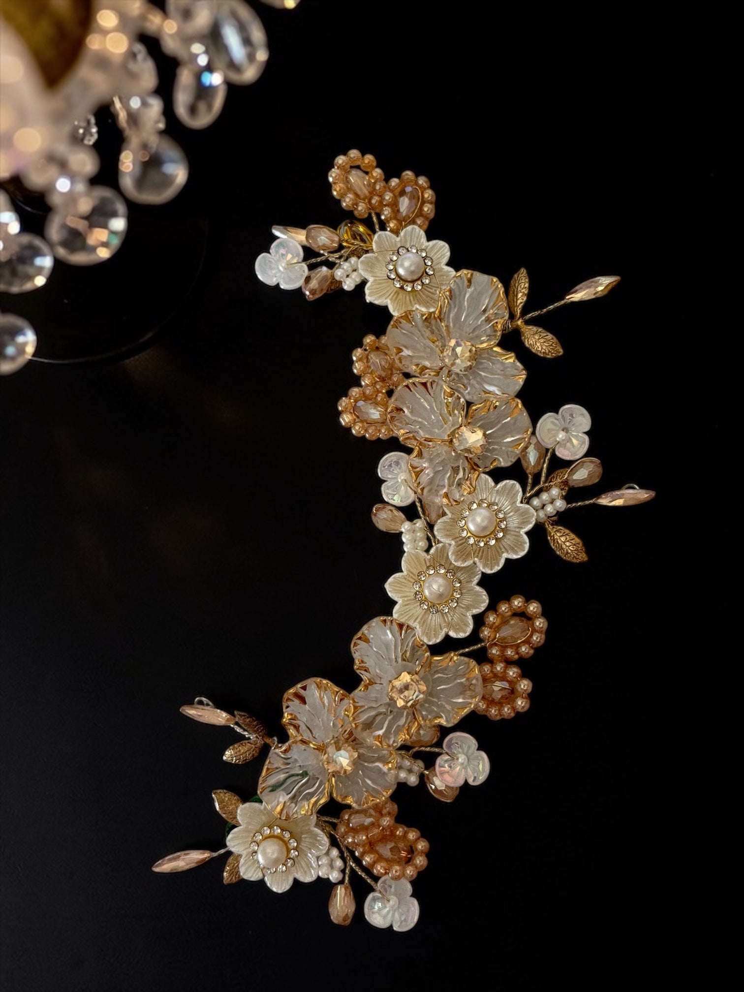 Noor-e-Gul Hair Vine