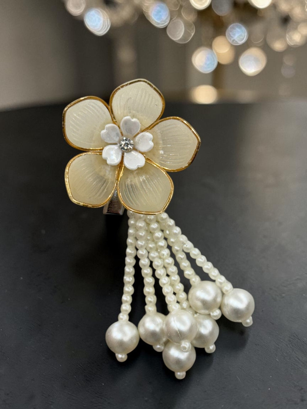 Floral Pearl drop pin