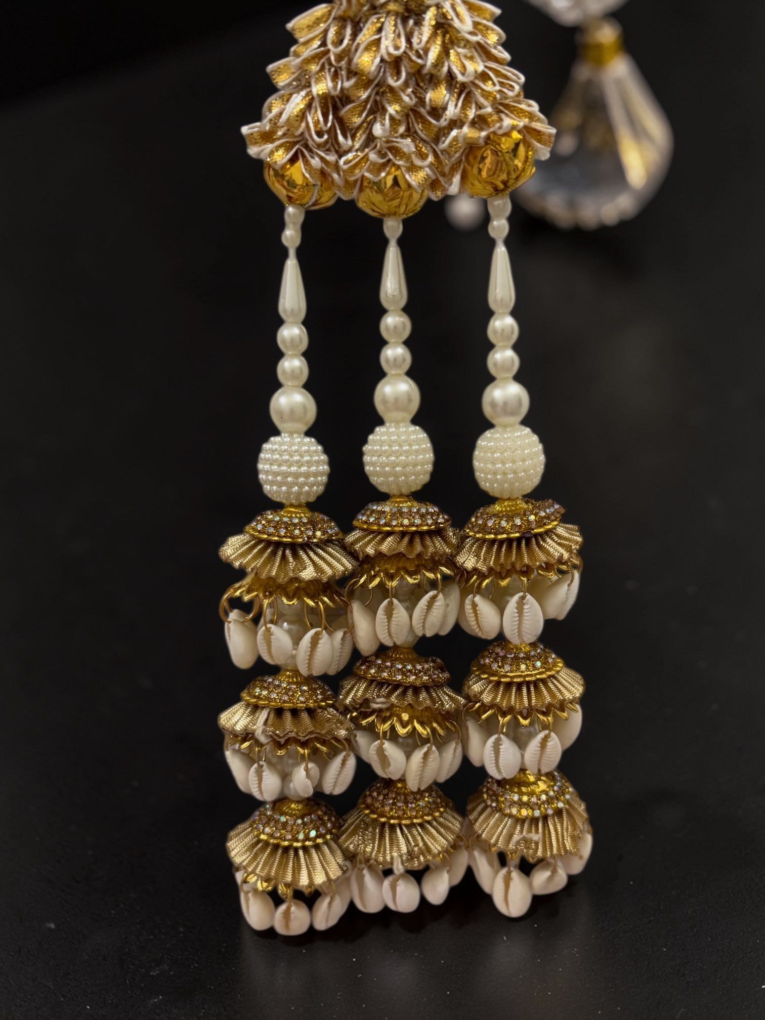Jhumka Paranda