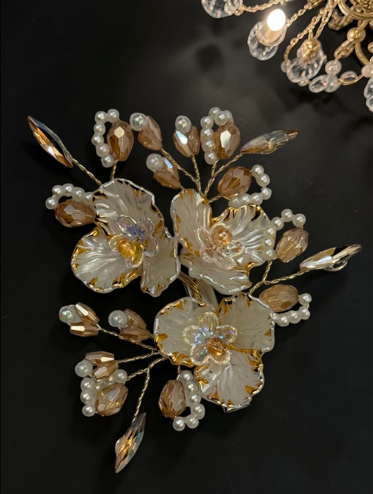 Champagne Flora clip