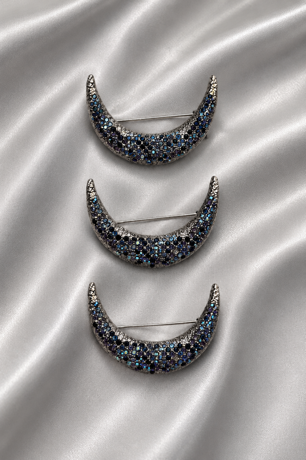 Crystal Moon Brooch (1pc)