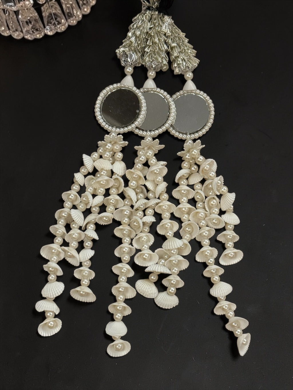 Shwet Maharani Paranda