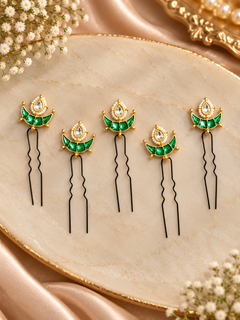Diya kundan pins (set of 5)