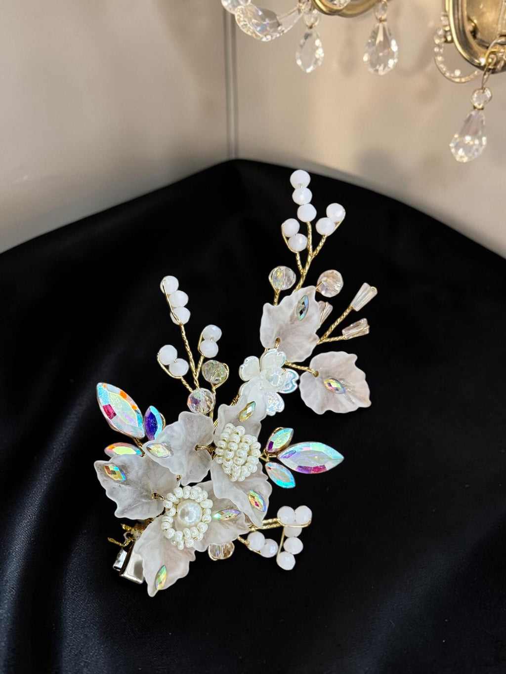 Ivory floral clip