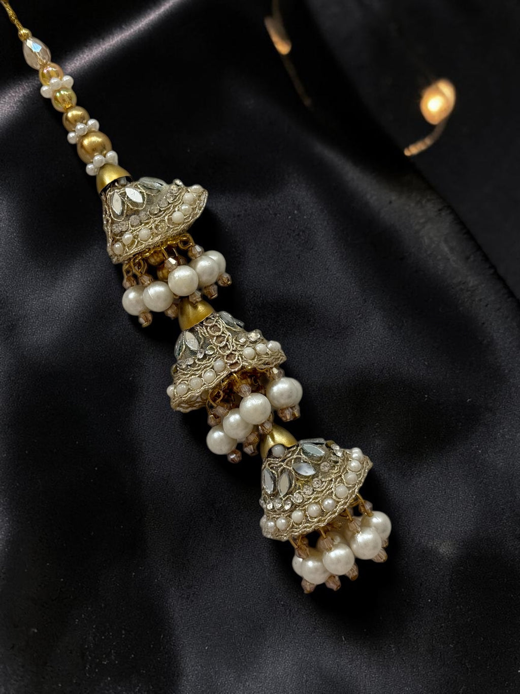 Rajwada latkan (small) (pair of 2)