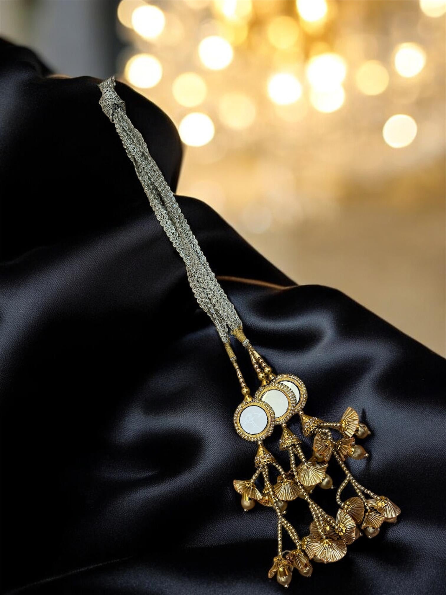 Multi Paranda with Lace