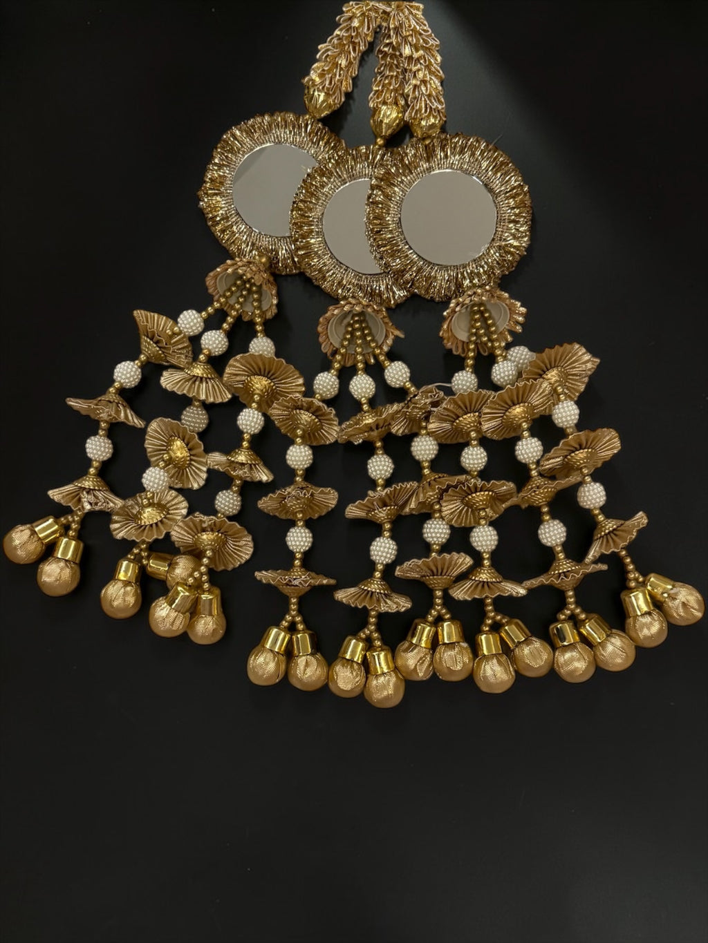 Aabroo Mirror Paranda