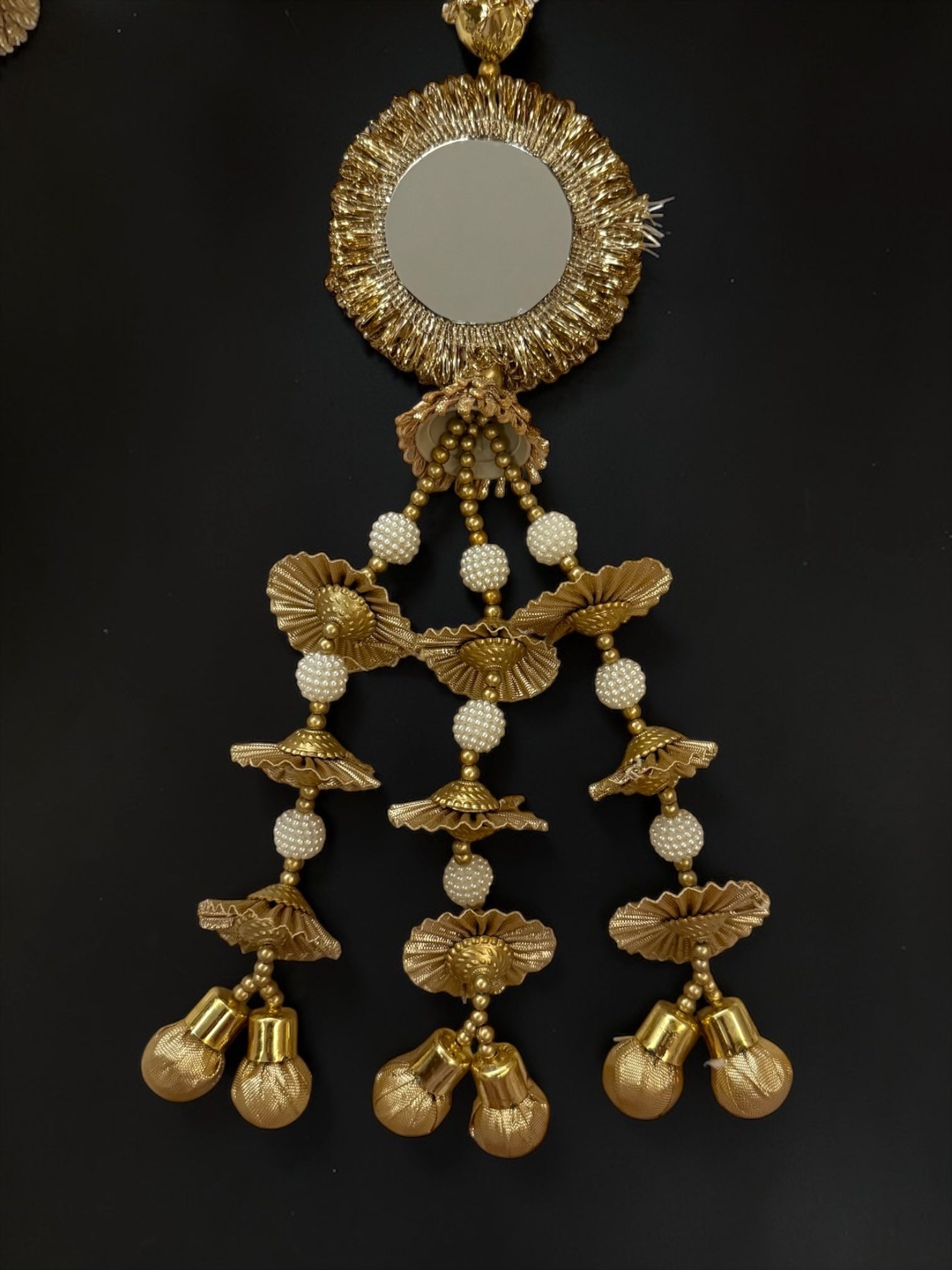 Aabroo Mirror Paranda