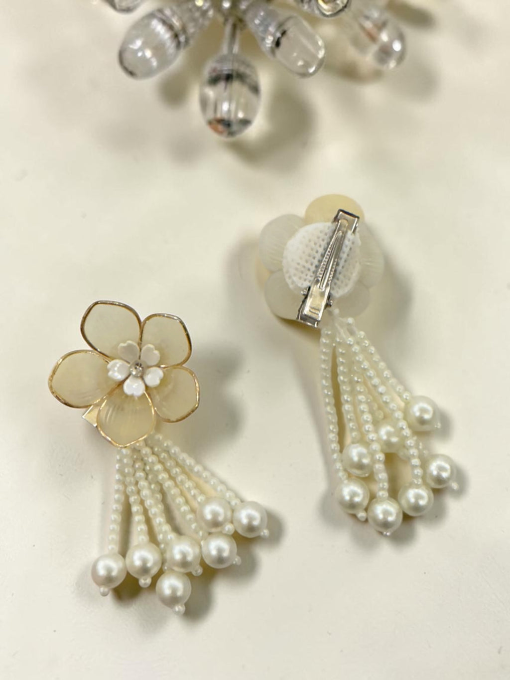 Floral Pearl drop pin