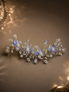 Light-reflecting Floral hair vine