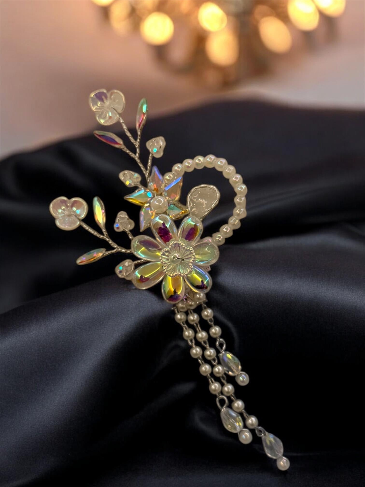 Dewdrop Clip