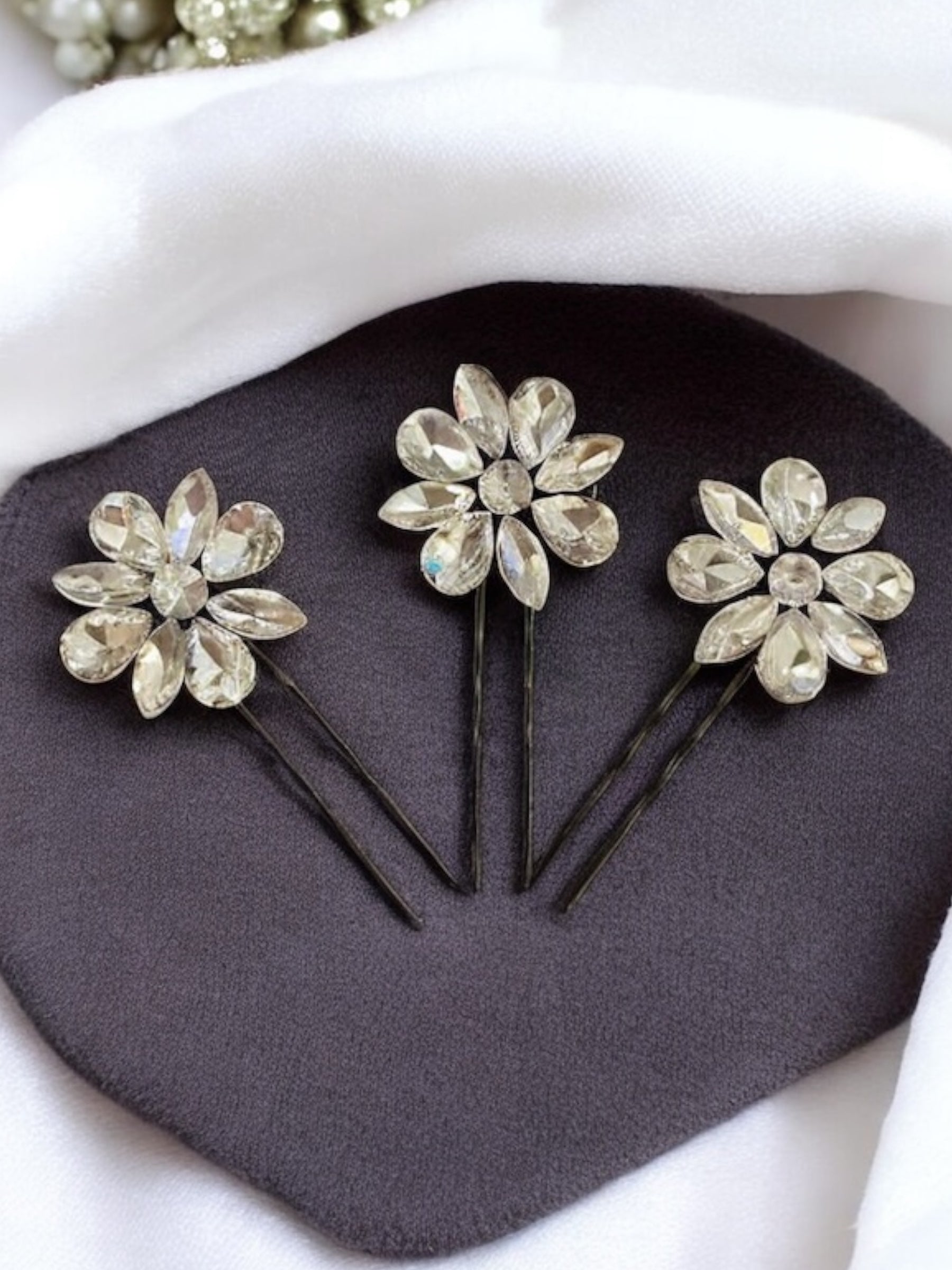 Swarovski Stud Hair Pins [Set of 3]