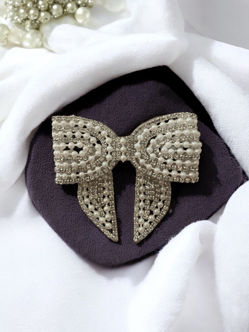 Pearl Embellished Bow Hair Clips
