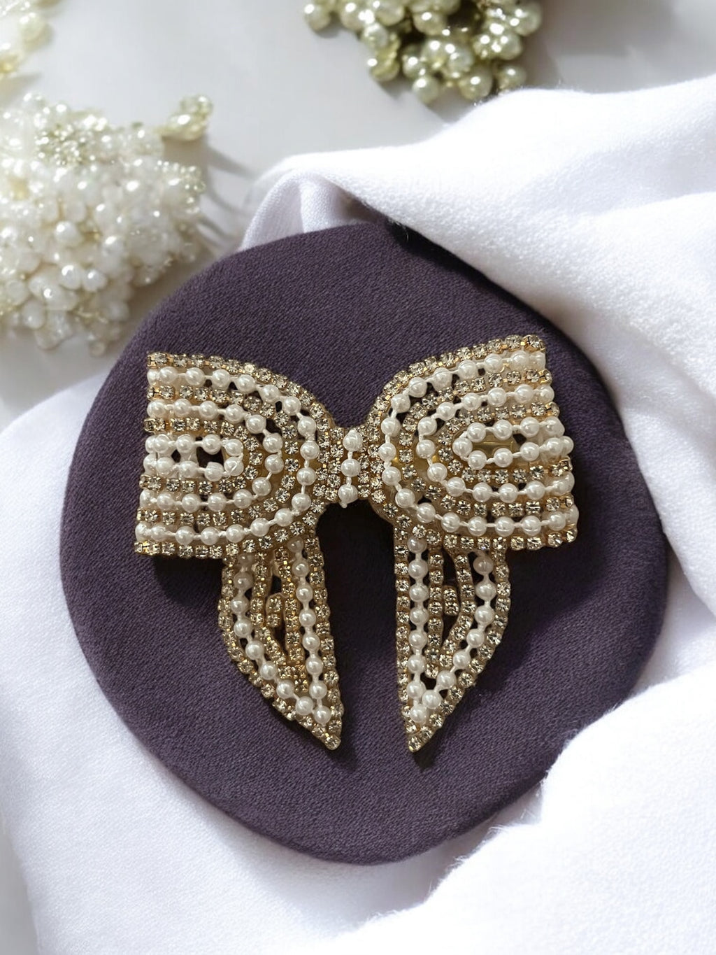 Pearl Embellished Bow Hair Clips