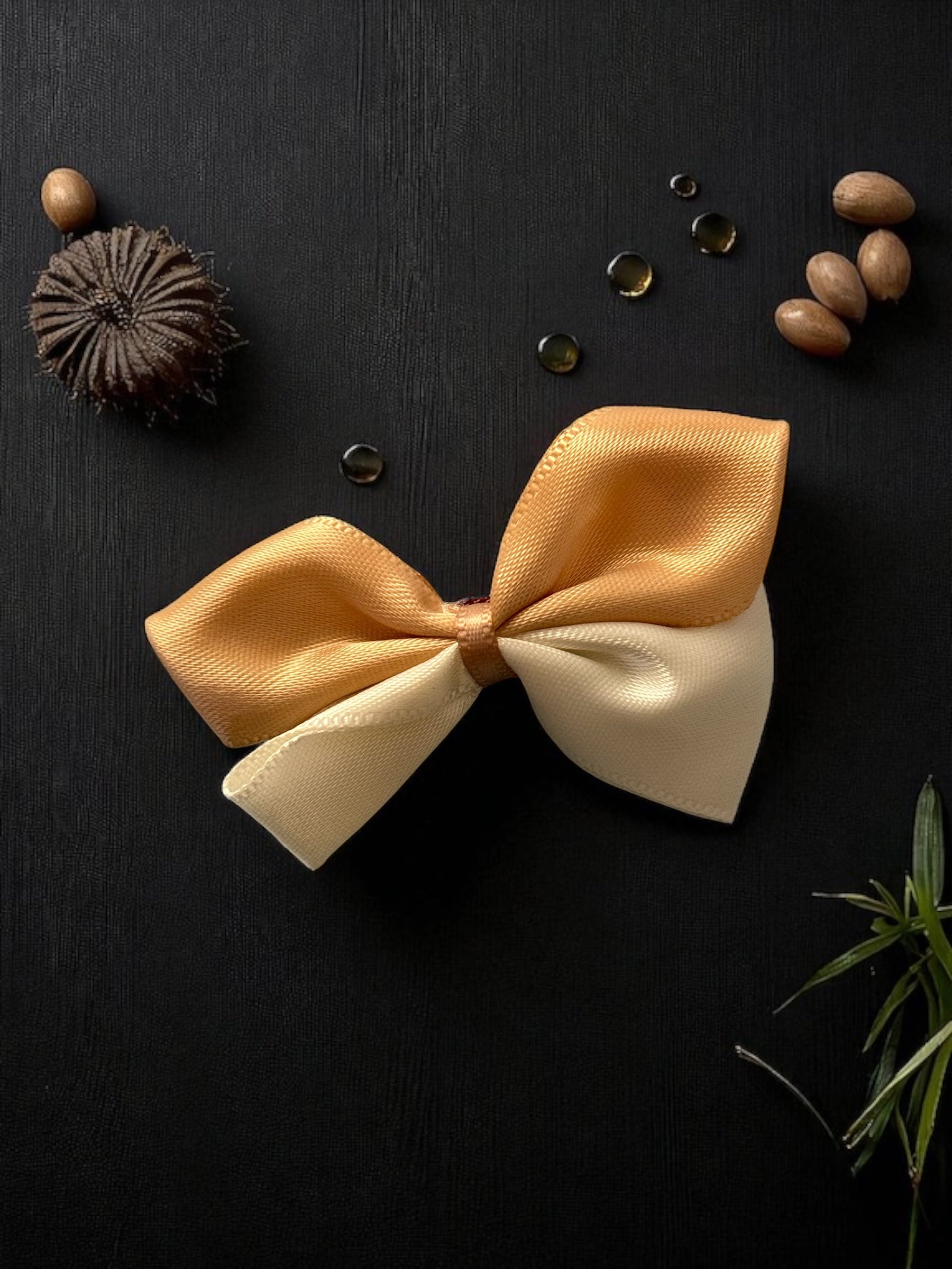 Choco Vanilla Bow [pack of 2]