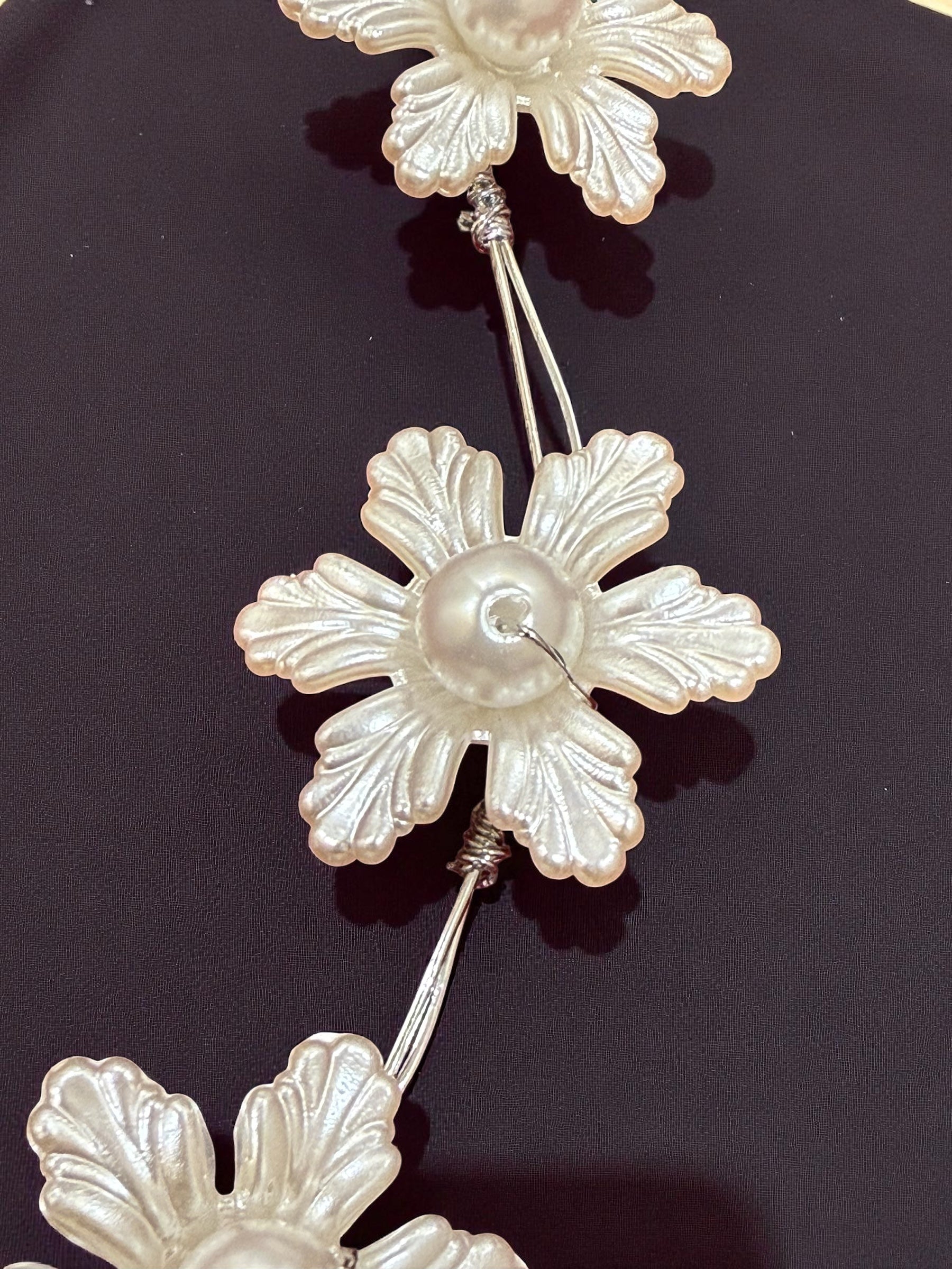 White floral Pearl Band