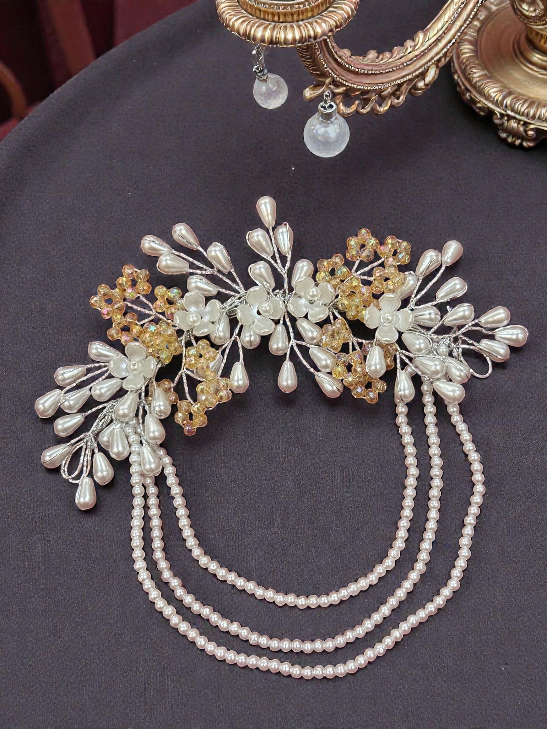 Multilayer Pearl Vine