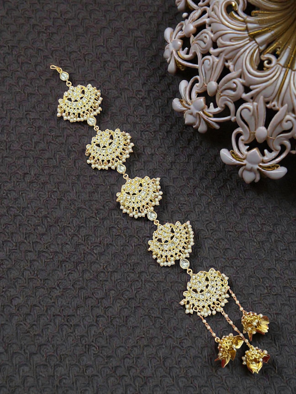 Kundan Jhoomar Parandi