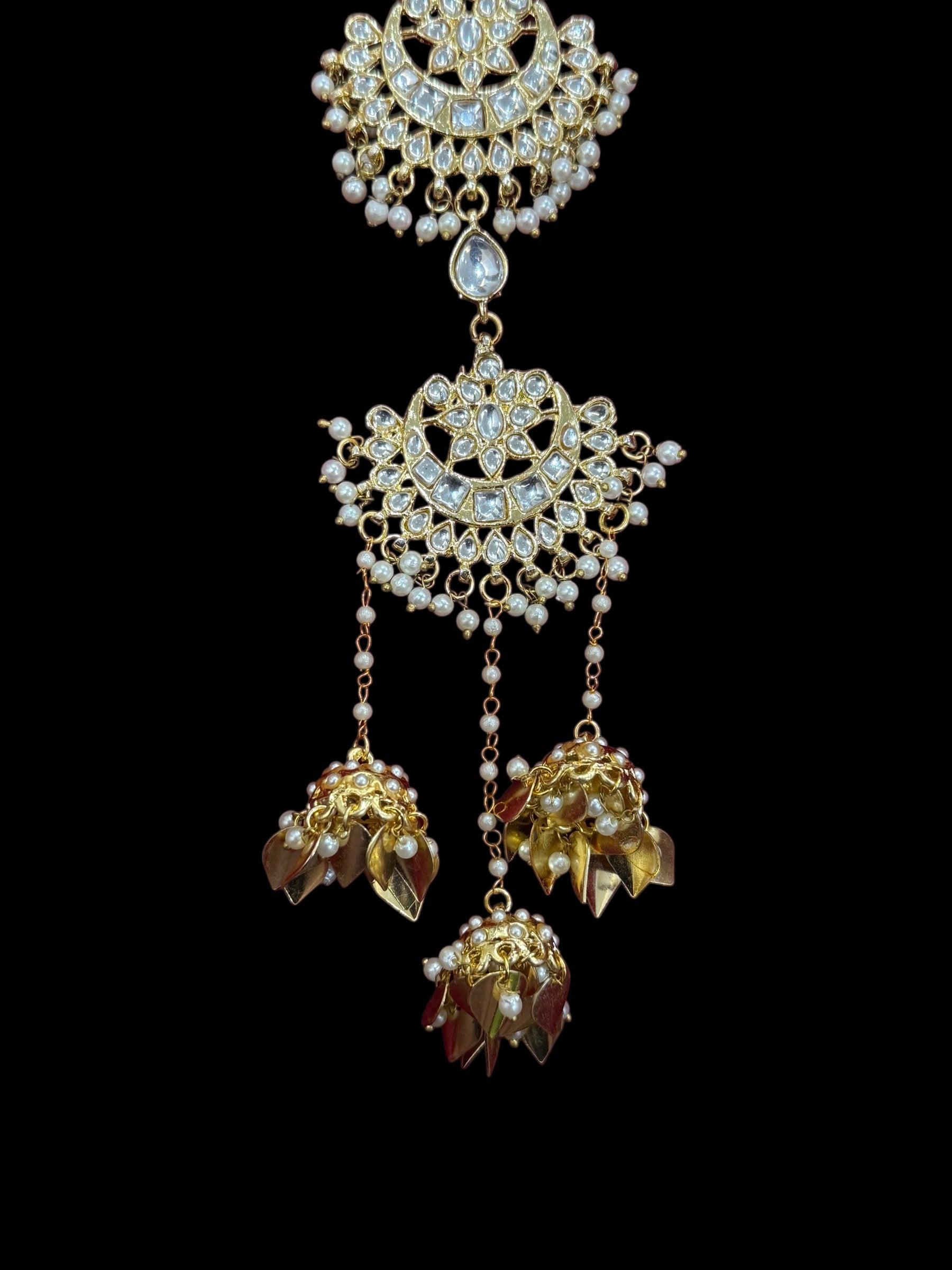 Kundan Jhoomar Parandi