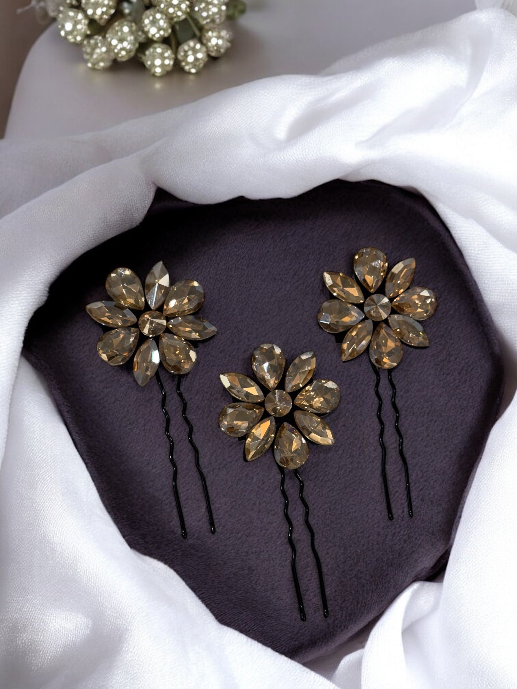 Swarovski Stud Hair Pins [Set of 3]