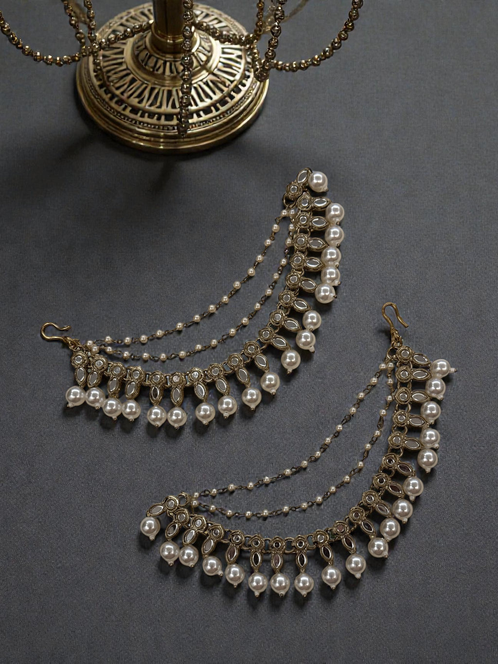 Afsana Kundan Pearl Ear Chain