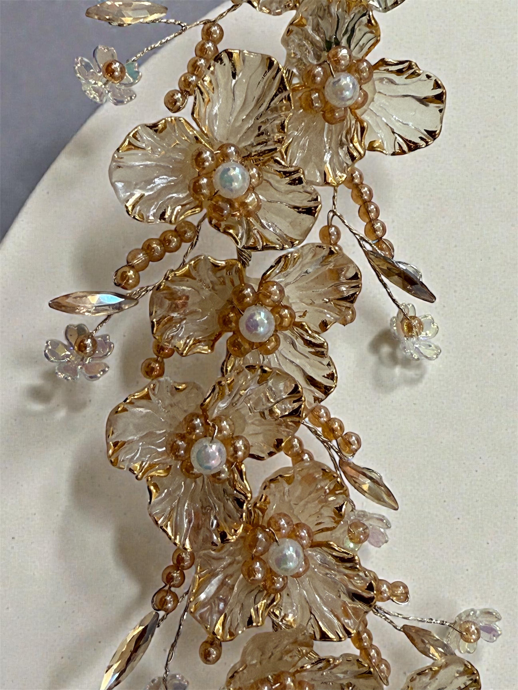 Champagne Fleur Bridal Vine