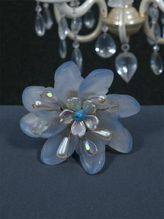 Floral clip [1]